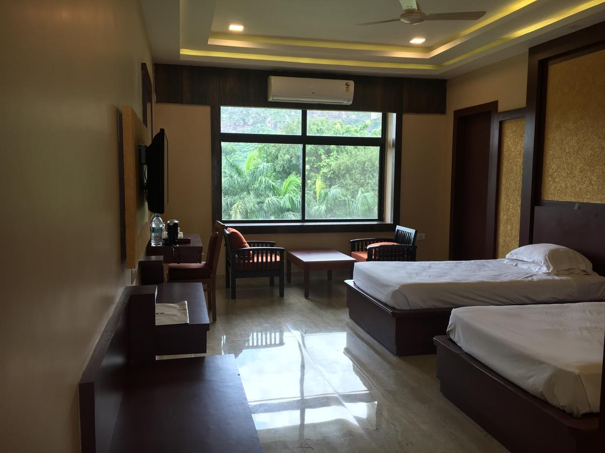 Indo Hokke Hotel Rājgīr Eksteriør bilde